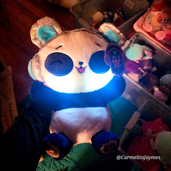 FAO SCHWARZ 🐼 Musical Light Up Glow Panda Plush NWT - Picture 2 of 4